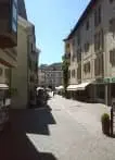 La via dello shopping di Silandro in Val Venosta